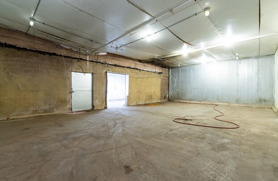 More Photos Of 506 Stanford Ave, Los Angeles Food Processing For Lease