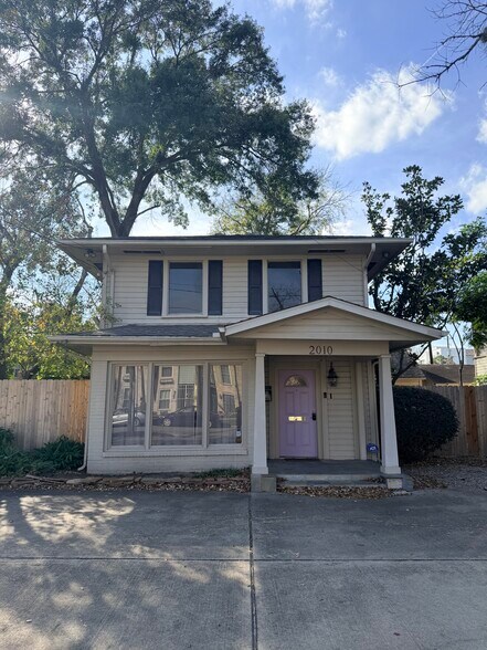 Primary Photo Of 2010 Commonwealth St, Houston Loft Creative Space For Lease