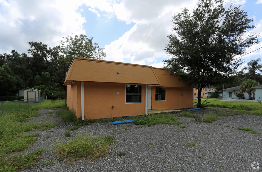 More Photos Of 109 E Robertson St, Brandon Medical For Sale