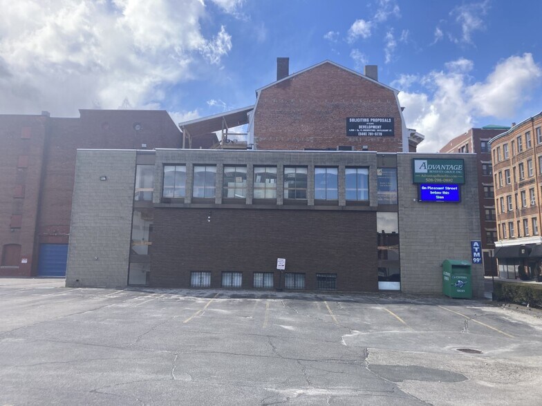 More Photos Of 72 Pleasant St, Worcester Land For Lease