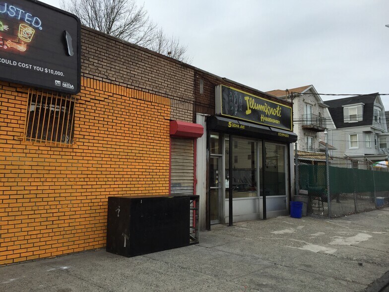 More Photos Of 783 S Orange Ave, Newark Storefront For Sale