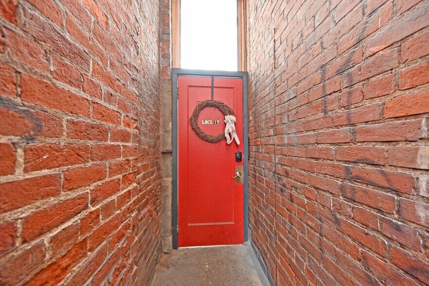 More Photos Of 118 E Liberty St, Cincinnati Apartments For Sale