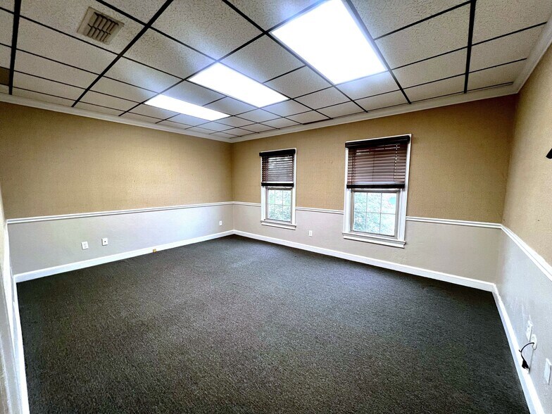 More Photos Of 215 E Virginia St, Tallahassee Office For Sale