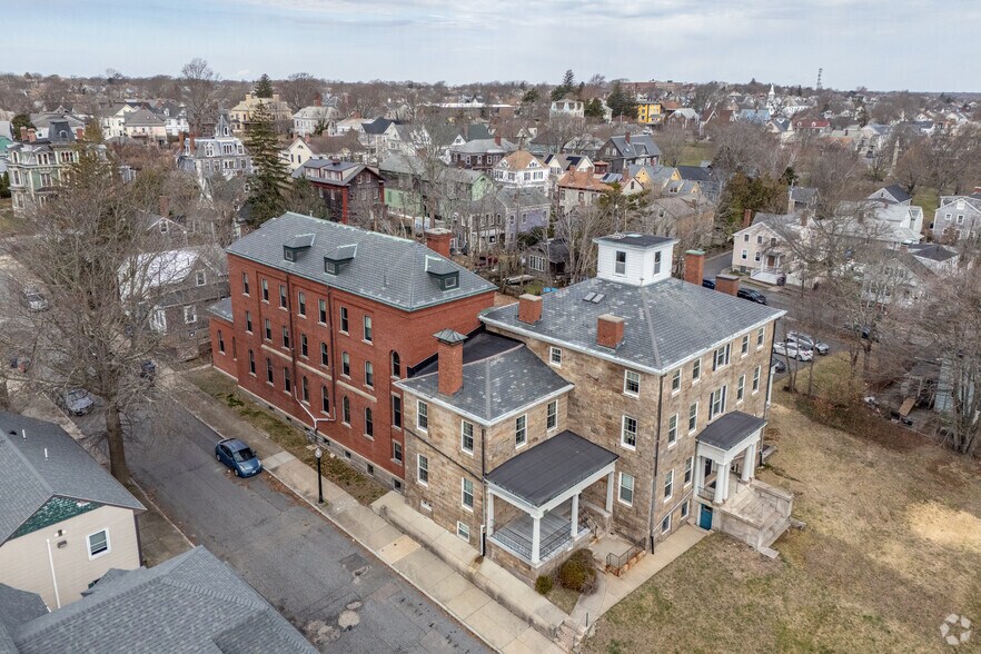 More Photos Of 1061 Pleasant St, New Bedford Medical For Sale