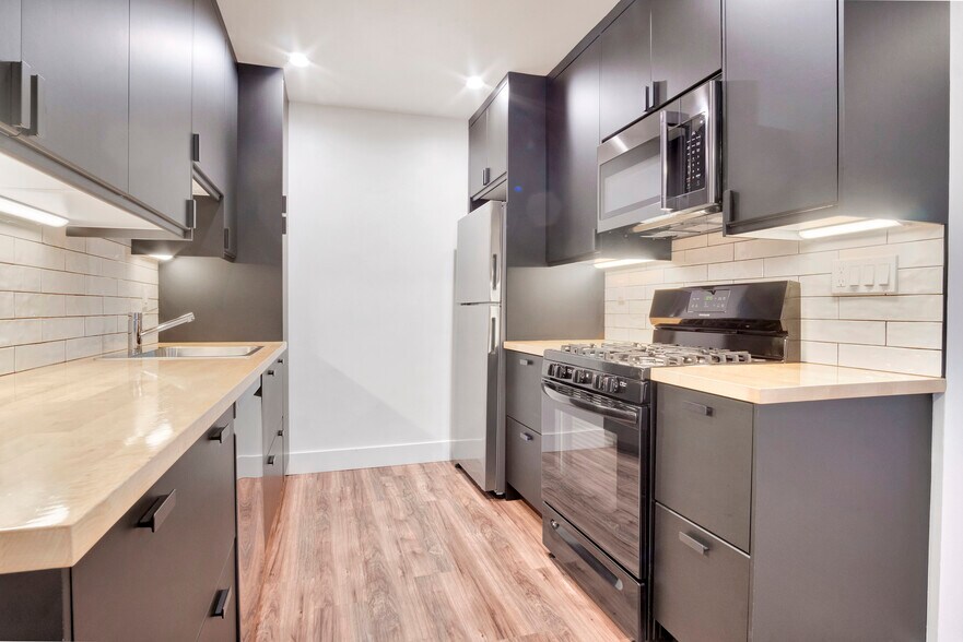 More Photos Of 1232 S Bronson Ave, Los Angeles Apartments For Sale