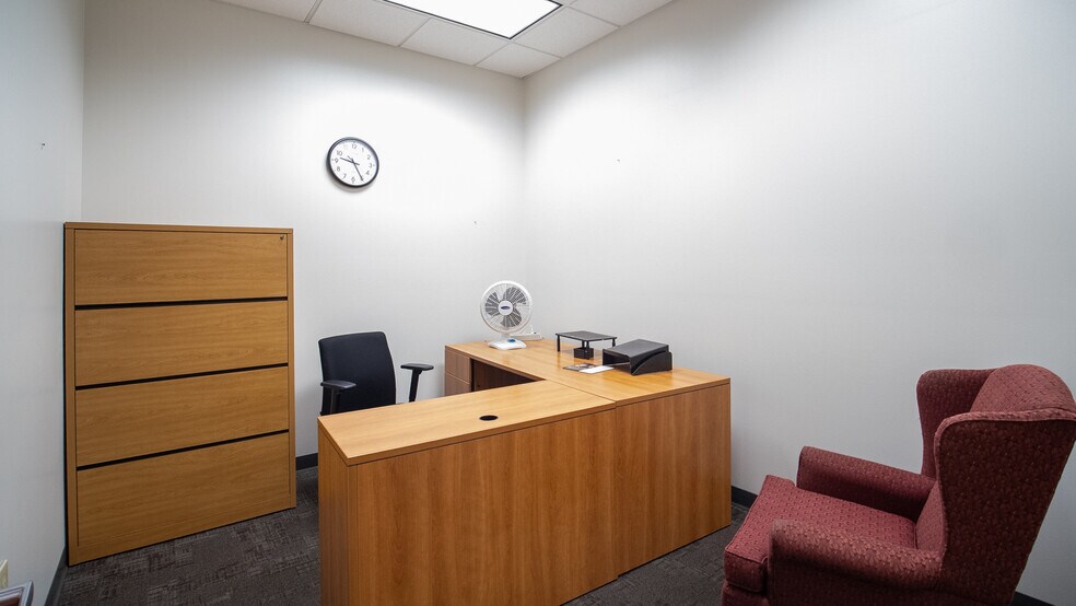 More Photos Of 7389 Airport View Dr SW, Rochester Office For Lease