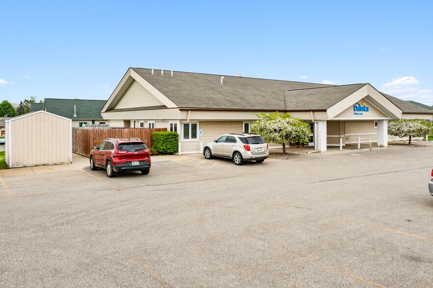 More Photos Of 599 Court St, West Branch Medical For Sale