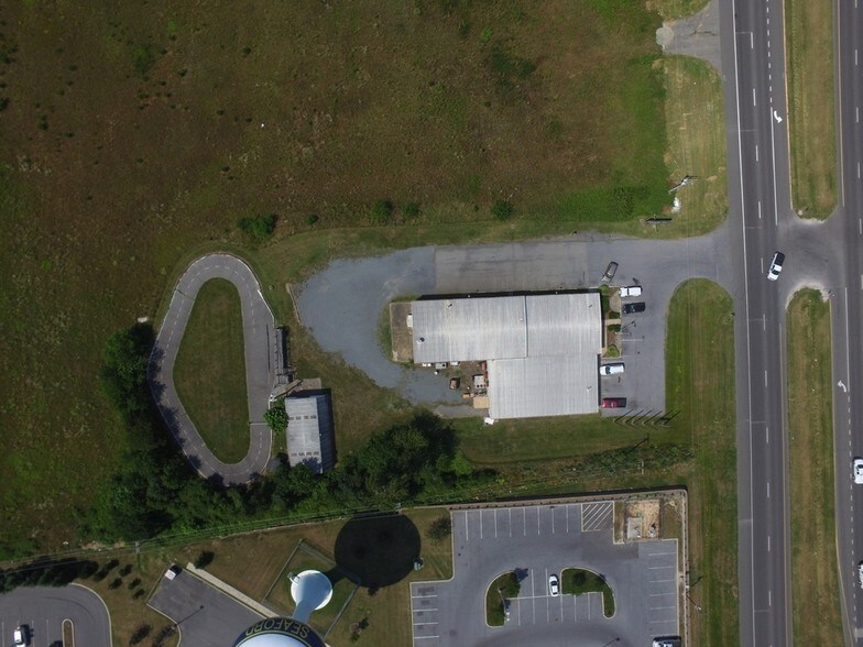 More Photos Of 22762 Sussex Hwy, Seaford Freestanding For Sale