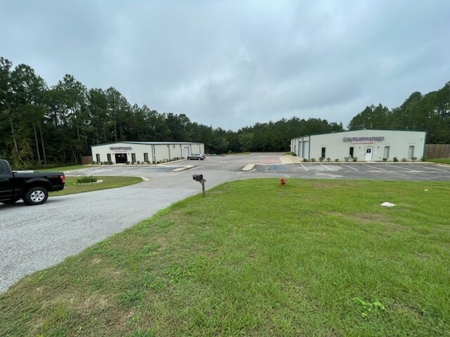 More Photos Of 4525 Schillinger Rd N, Semmes Service For Lease