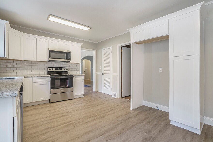 More Photos Of 1409 Georgia Hwy 11, Monroe Office Residential For Sale