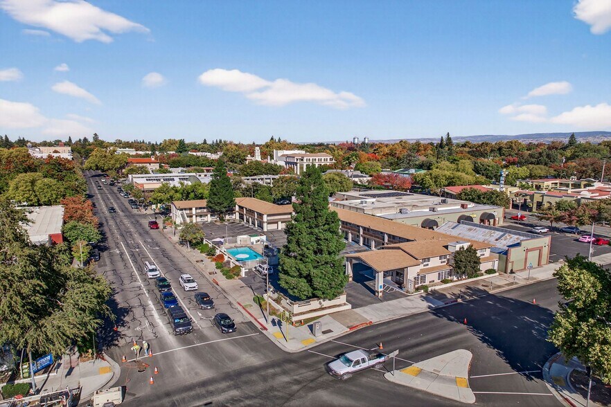 More Photos Of 725 Broadway St, Chico Hotel For Sale