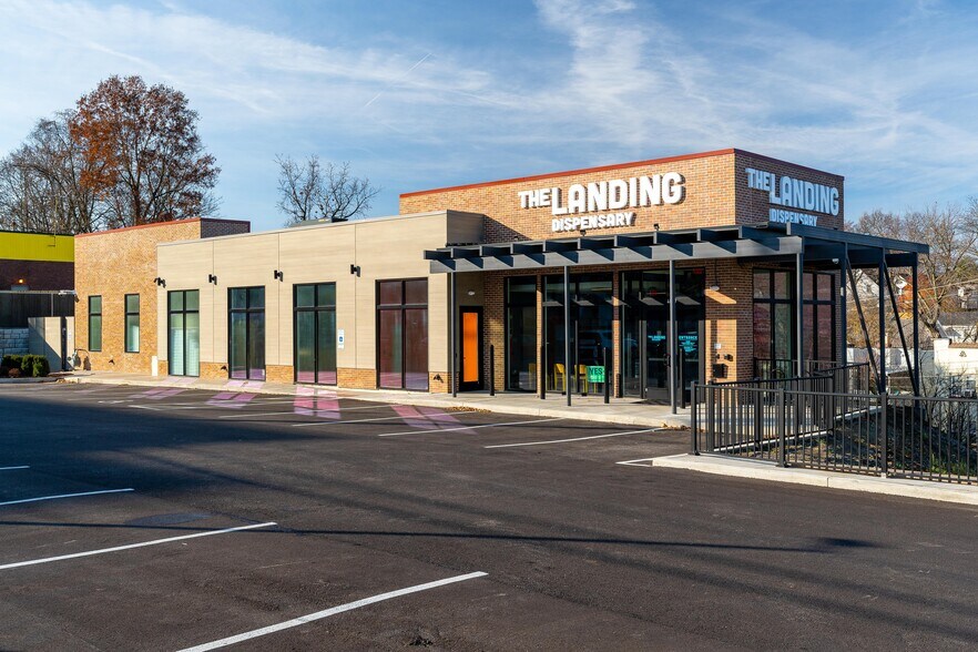 Primary Photo Of 4029 Smith Rd, Cincinnati Freestanding For Sale