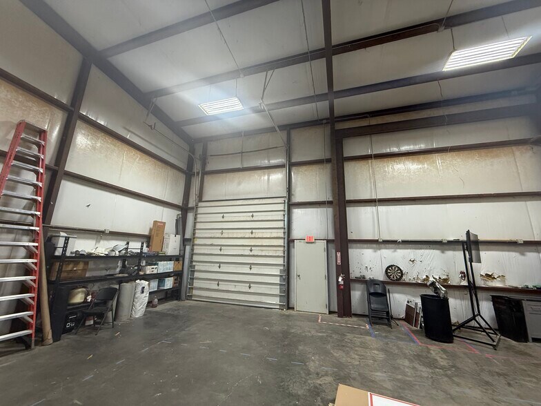 More Photos Of 1907 E US Highway 80, White Oak Office For Sale