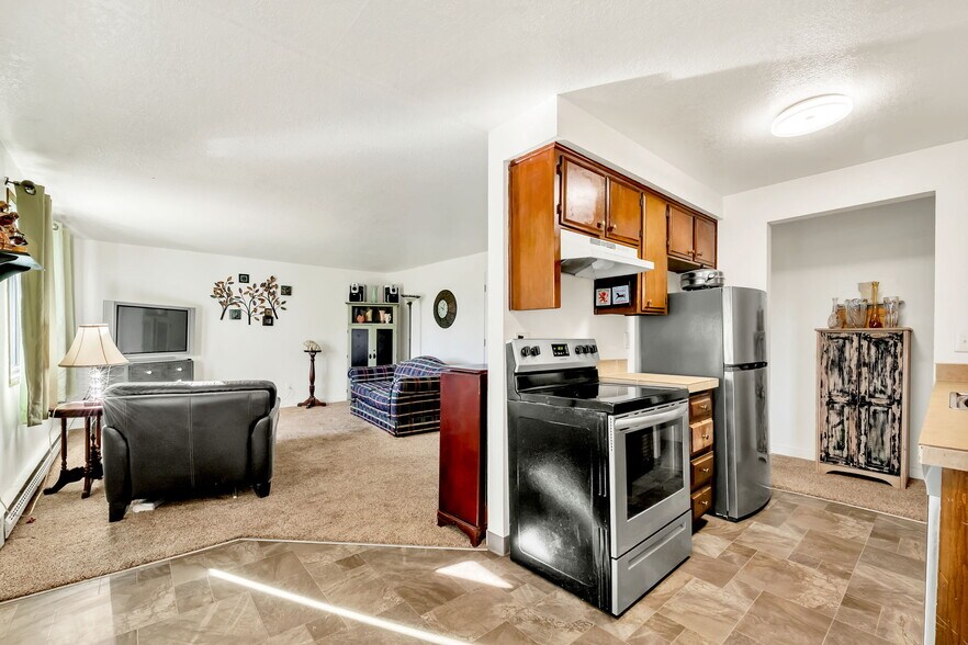 More Photos Of 805-875 Gerth Ave NW, Salem Apartments For Sale