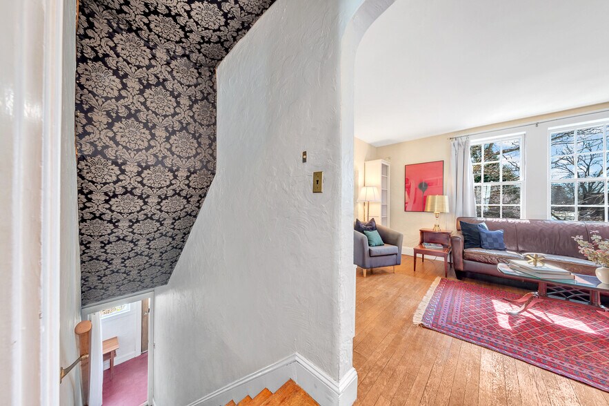 More Photos Of 126 Westbourne Ter, Brookline Multifamily For Sale