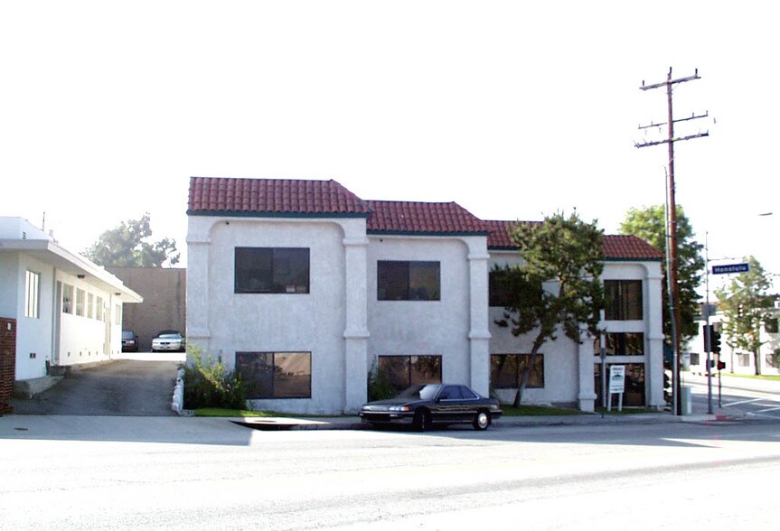 More Photos Of 3800 La Crescenta Ave, La Crescenta Office For Lease
