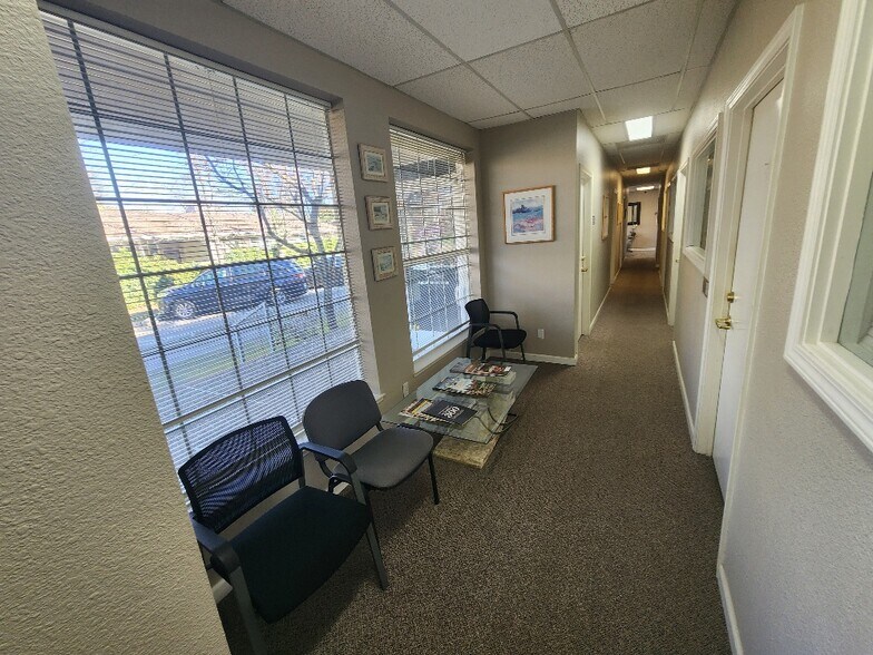 More Photos Of 805 Douglas Blvd, Roseville Office Residential For Lease