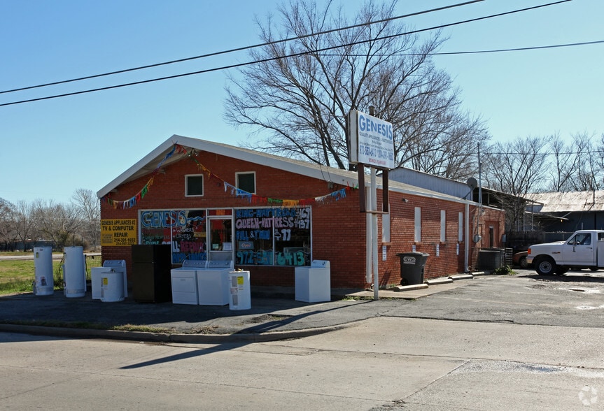 Primary Photo Of 11216 Lake June Rd, Balch Springs Freestanding For Lease
