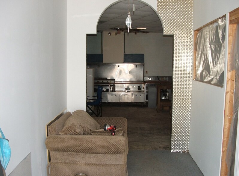 More Photos Of 1528 Four Locust Hwy, Keysville Office For Sale