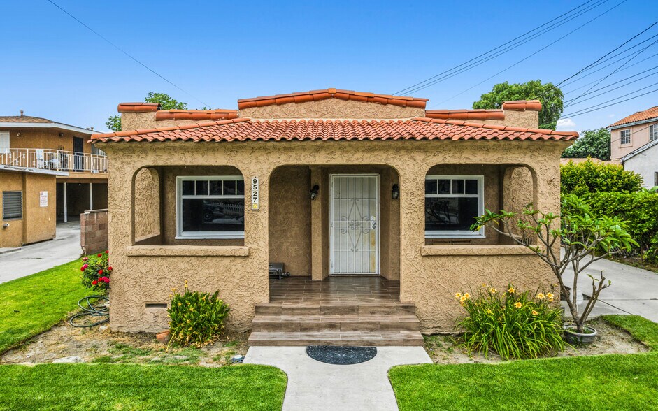 More Photos Of 9527 Los Angeles St, Bellflower Apartments For Sale