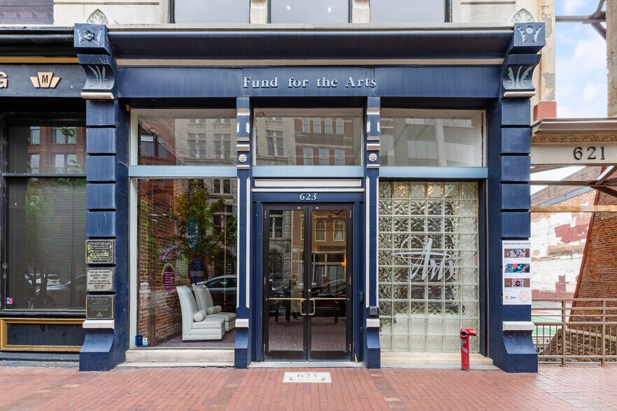 More Photos Of 623 W Main St, Louisville Office For Sale