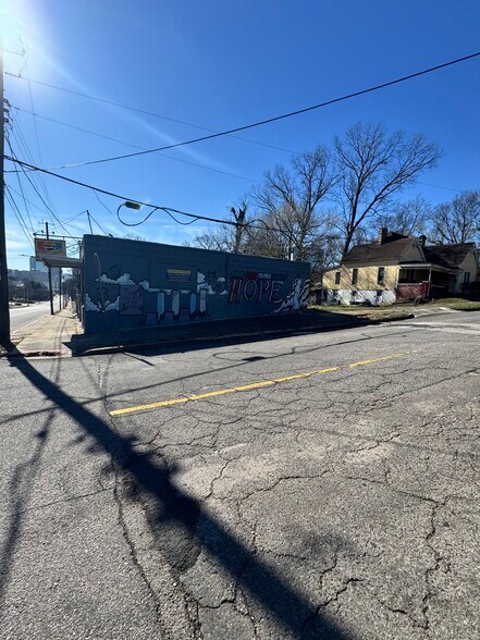 More Photos Of 1304-1324 19th St N, Birmingham Storefront For Sale