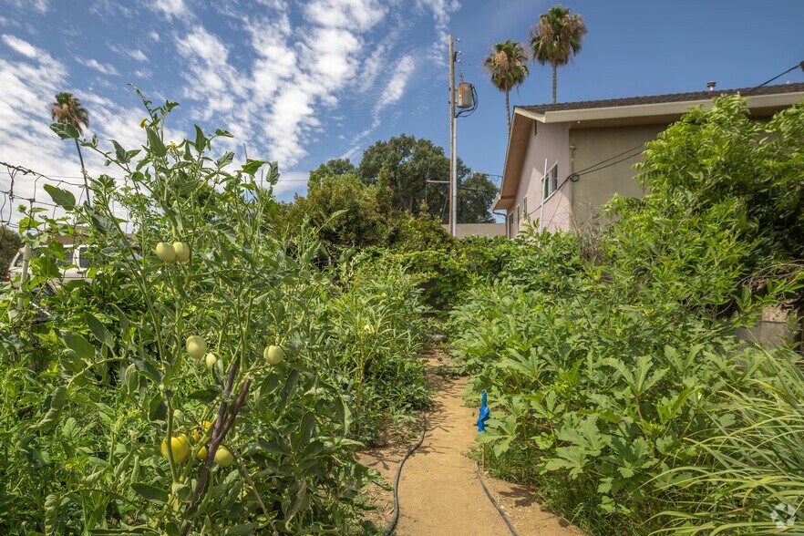 More Photos Of 333 S Main St, Red Bluff Hotel For Sale