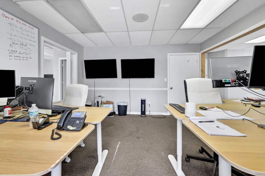 More Photos Of 5209 San Jose Blvd, Jacksonville Office For Sale