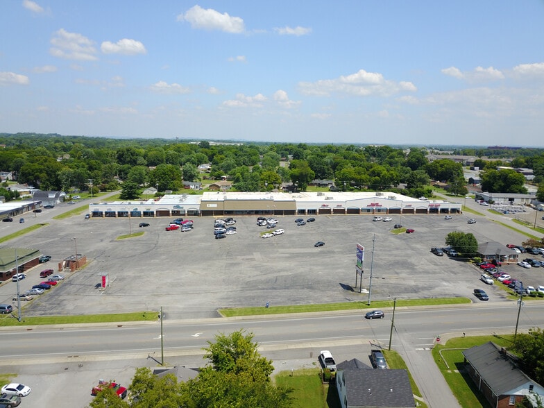 More Photos Of 629-637 S Water Ave, Gallatin Unknown For Lease