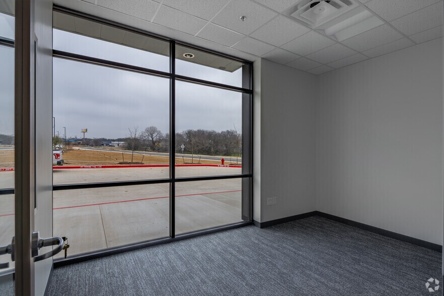 More Photos Of Eckhert Rd, San Antonio Unknown For Lease