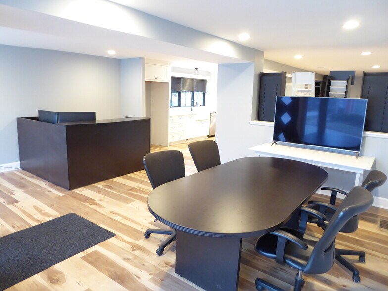 More Photos Of 4302 John Ave, Cleveland Office Residential For Sale