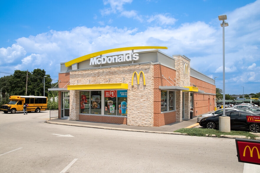 More Photos Of 929 S High St, West Chester Unknown For Sale