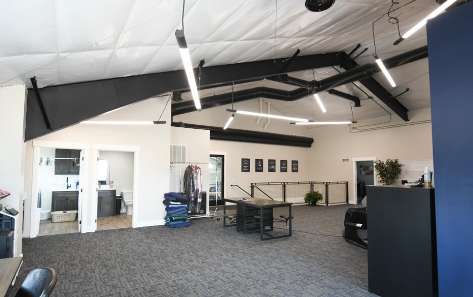 More Photos Of 2 N 580 W, Blackfoot Light Manufacturing For Lease