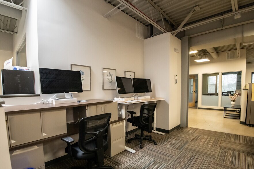 More Photos Of 2560 28th St, Boulder Office For Lease