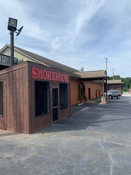 More Photos Of 116 Ann St, Pickens Restaurant For Sale