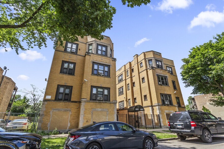 More Photos Of 4031 W Gladys Ave, Chicago Apartments For Sale