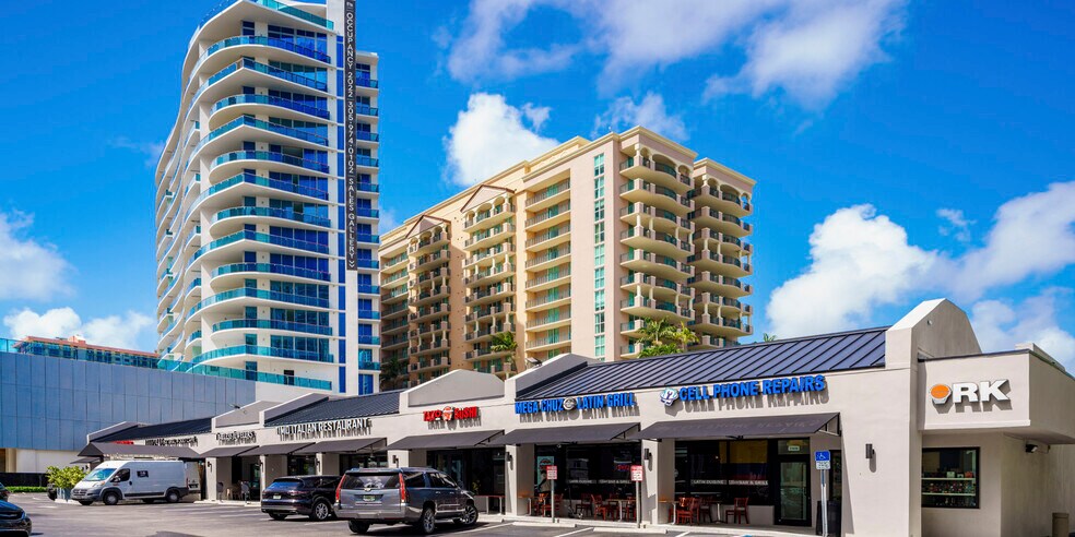 Primary Photo Of 17600-17634 Collins Ave, Sunny Isles Beach Storefront For Lease