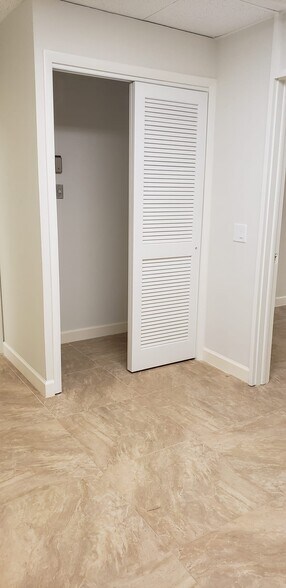 More Photos Of 3035 E Commercial Blvd, Fort Lauderdale Medical For Sale