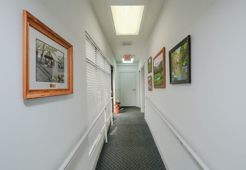 More Photos Of 123 E 6th St, Front Royal Office For Lease