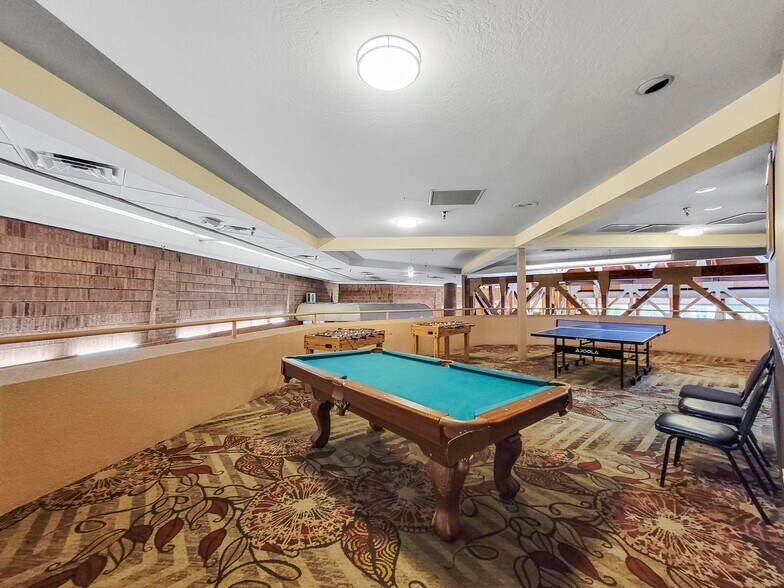 More Photos Of 850 S Bluff St, Saint George Hotel For Sale