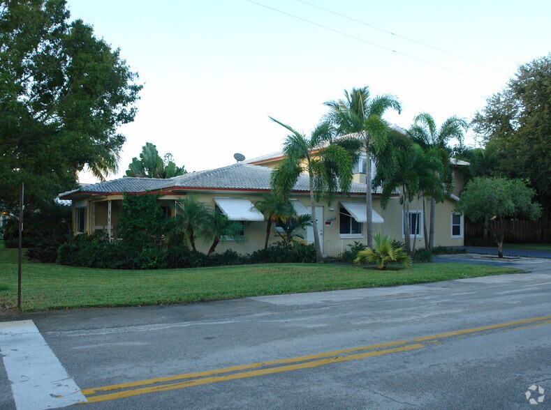 Primary Photo Of 749 NE 16th Ave, Fort Lauderdale Apartments For Sale