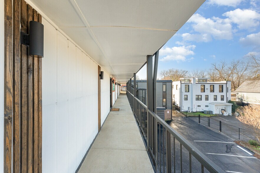 More Photos Of 817 New Bern Ave, Raleigh Office For Sale