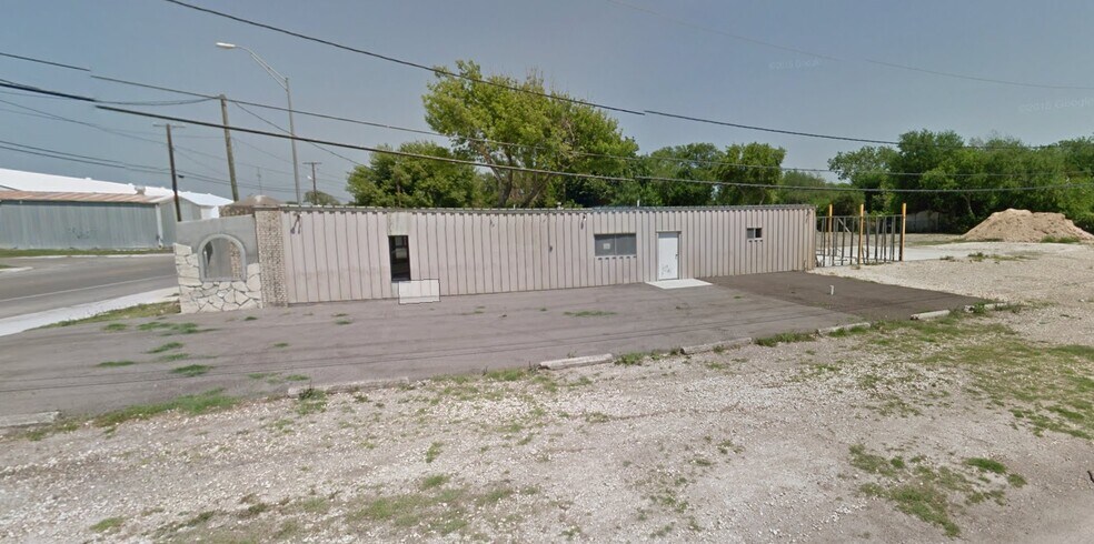 More Photos Of 0 Davis Rd & Second St, Taft Land For Sale