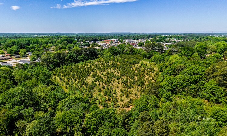 More Photos Of 5831 Reidville Rd, Moore Land For Lease
