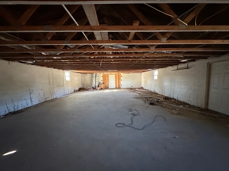 More Photos Of , Lebanon Flex For Sale