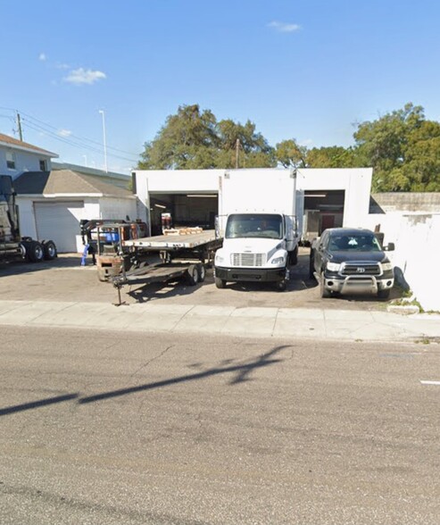 Primary Photo Of 3102 E 7th Ave, Tampa Auto Repair For Lease