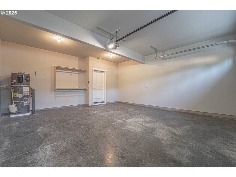 More Photos Of 4943 NE 2nd Ct, Vancouver Multifamily For Sale