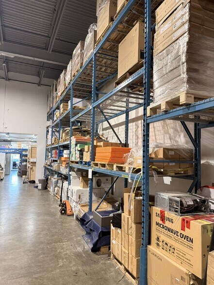 More Photos Of 7225 Brown St, Delta Warehouse For Lease