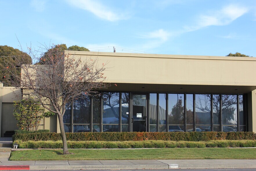 More Photos Of 14760-14798 Wicks Blvd, San Leandro Research And Development For Lease
