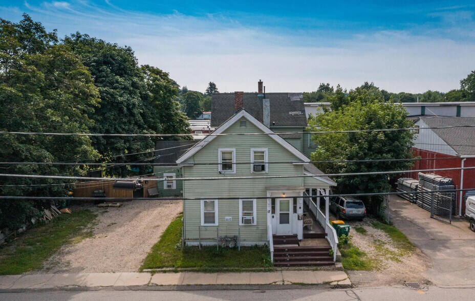 More Photos Of 17 Winter St, Rochester Apartments For Sale